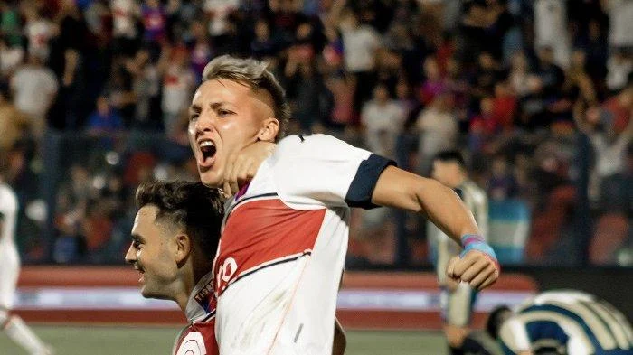 AC Milan Siapkan Langkah Besar: Upaya Bawa Mateo Retegui Kembali ke Serie A