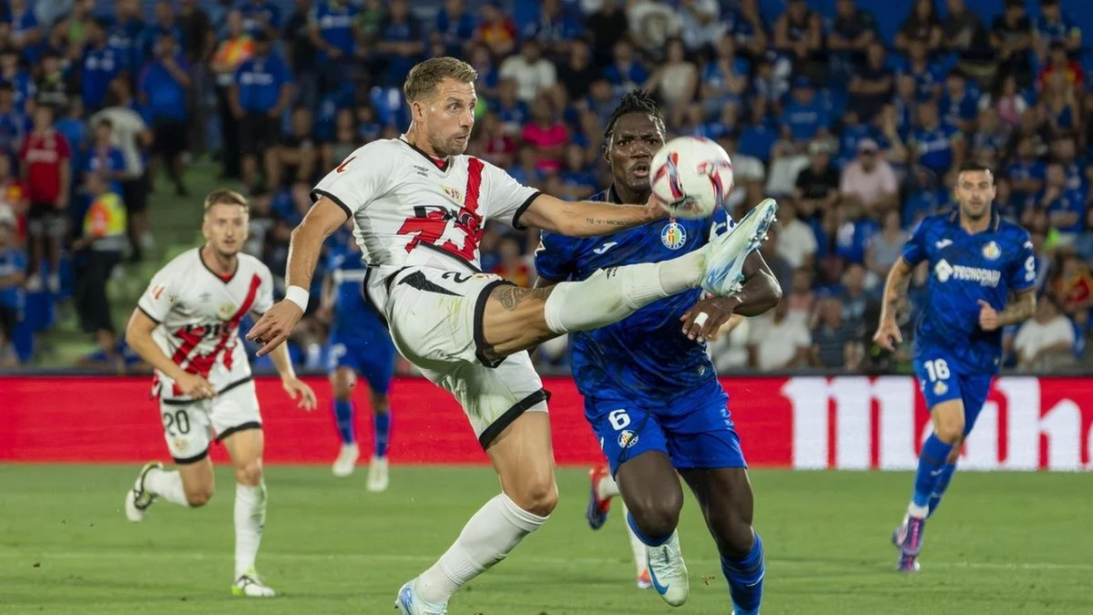 Alavés Siap Guncang Valencia: Konflik Hukum Pemain Malaysia dan Prediksi Laga La Liga 2026