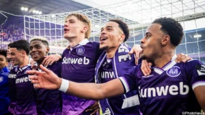 Anderlecht Guncang Club Brugge: Kelemahan Terbongkar dan Nathan De Cat Mencuri Sorotan