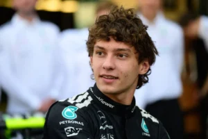 Antonelli Raih Kemenangan Historis di GP Jepang 2026, Podium Berwarna Drama Kecelakaan di Suzuka