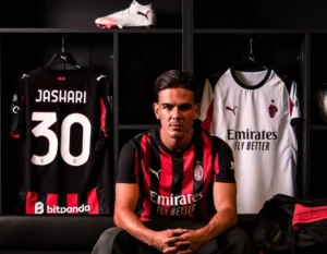 Ardon Jashari: Dari Ritual Quran hingga Gaya Pirlo, Gelandang Muda AC Milan Siap Bawa Tim ke Puncak Champions League