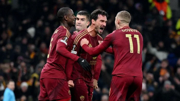 AS Roma Guncang Musim: Dari Ambisi Totti hingga Gol N'Dicka, Tantangan Europa League Menguji Kekuatan Giallorossi