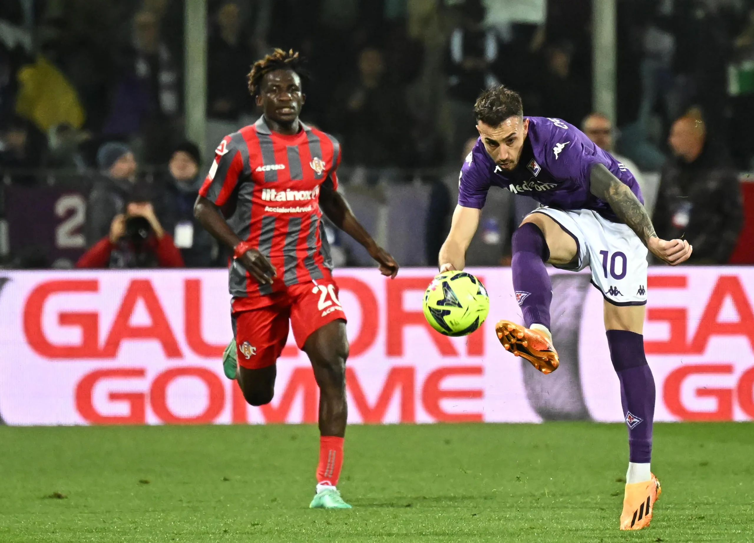 Derby Utara Italia: Fiorentina Tahan Imbang 0-0 vs Parma, Gagal Tampil Tapi Selamat dari Zona Terdegradasi