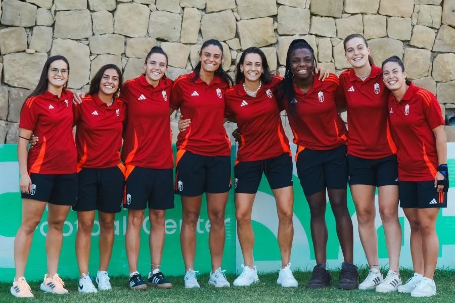 Granada CF Femenino Raih Kemenangan Dramatis atas Sevilla, Menegaskan Pujian Musim 2026