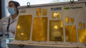 Harga Emas Dunia Turun Drastis: UBS, Galeri24, Antam Merosot di Pegadaian, Spot Global Capai US$4.384 per Ounce