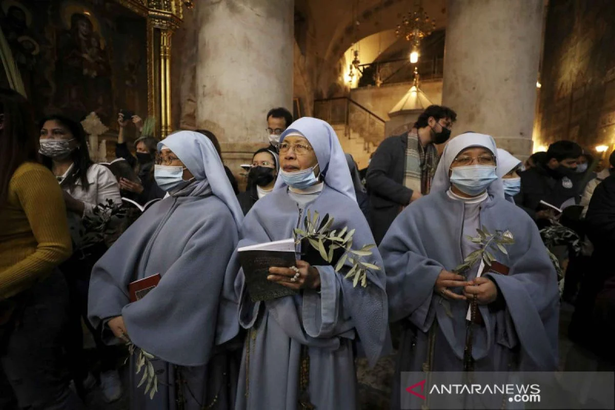 Israel Blokir Misa Minggu Palma di Gereja Makam Kudus: Kontroversi Global dan Dampak Diplomatik