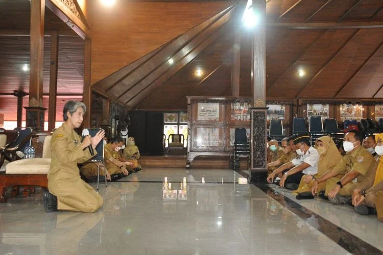 KPK Ungkap Rp 235 Juta THR Bupati Cilacap Diduga Untuk Keperluan Pribadi, Rincian Kasus Pemerasan dan Penahanan