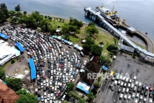 Macet Panjang di Pelabuhan Gilimanuk: Kematian Pemudik dan Upaya Kemenhub Tambah Kapal untuk Percepat Bongkar Muat
