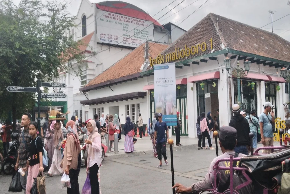Malioboro Mengguncang Libur Lebaran 2026: Wisatawan Berjuta, Kendaraan Meroket, dan Harga Tetap Stabil