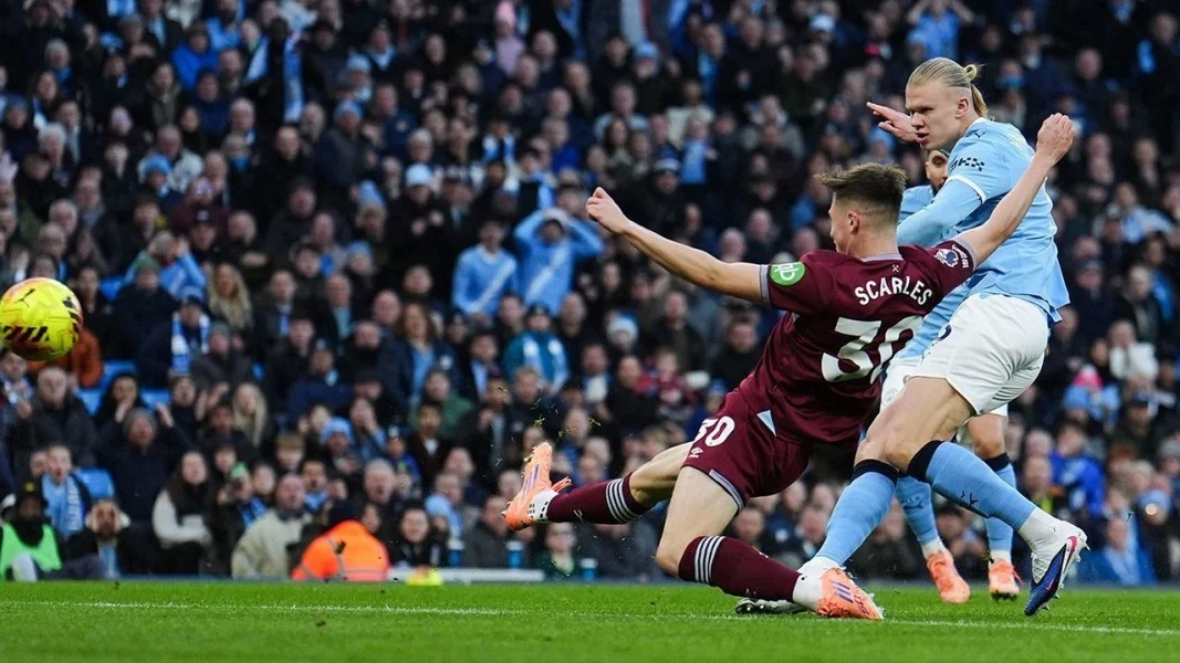 Man City Gagal di West Ham, Arsenal Mengukir Keunggulan di Puncak Premier League