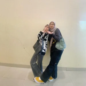 Marshanda Tegaskan Keputusan Sienna Lepas Hijab Bebas Pengaruh, Bukan Aturan Ibu