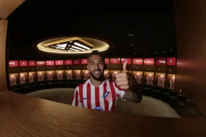Nico González Kembali Bersatu dengan Igor Tudor di Atas Panggung Champions League: Dampak dan Dinamika Transfer