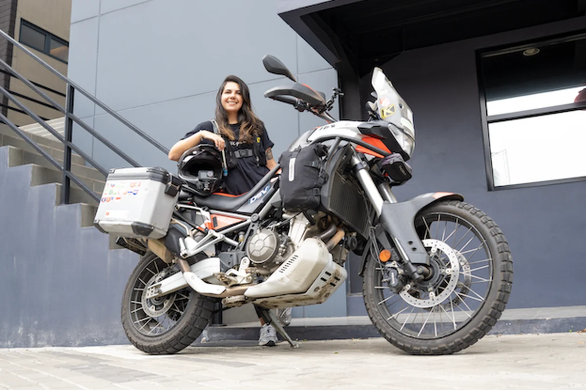 Petualangan Solo 1.615 km: Wanita Ini Menaklukkan Bali‑Jawa dengan Motor Bebek