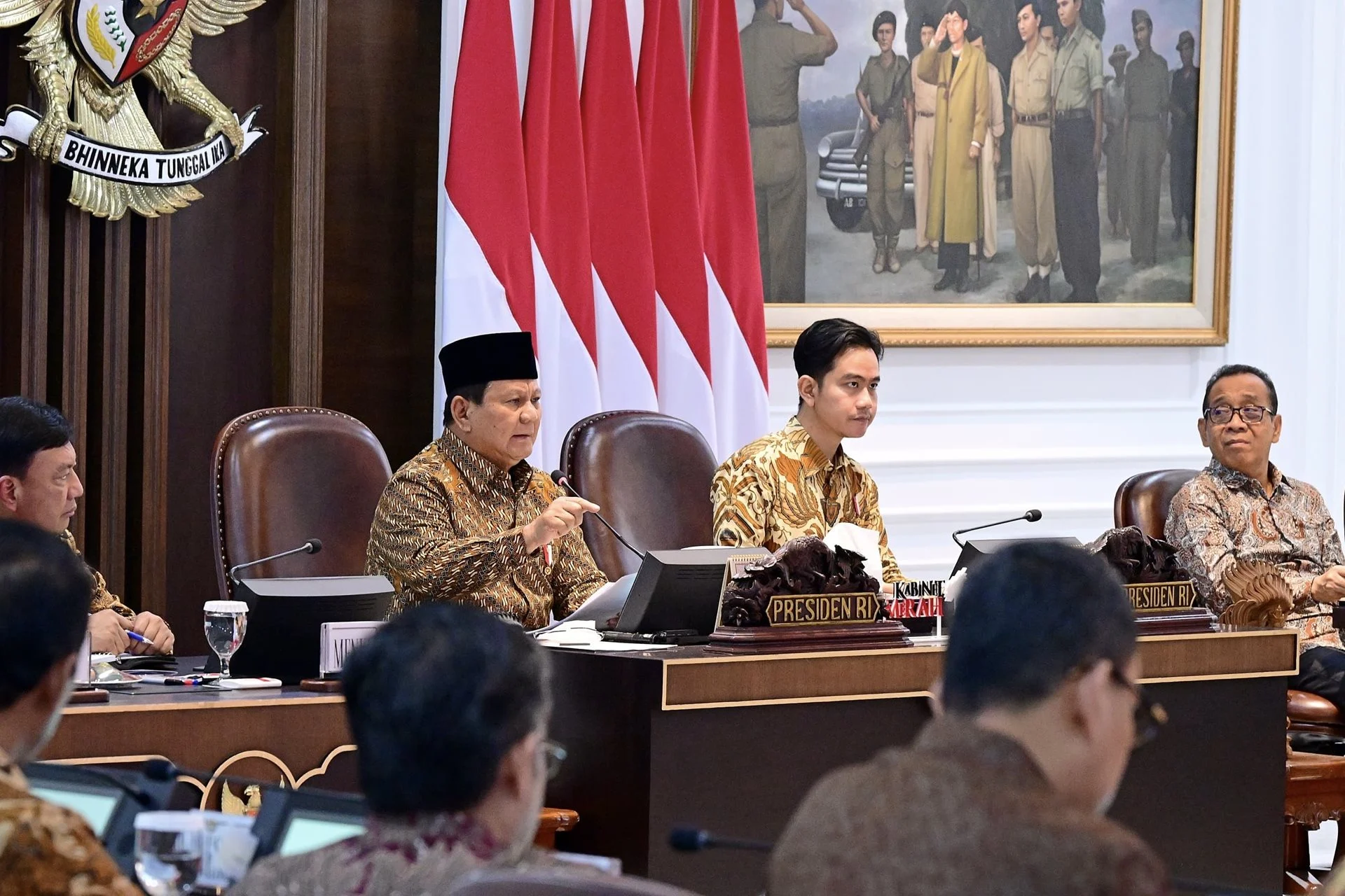 Prabowo Tekankan Penghematan dan Siapkan Pemerintah Hadapi Lebaran 2026 di Sidang Kabinet Paripurna