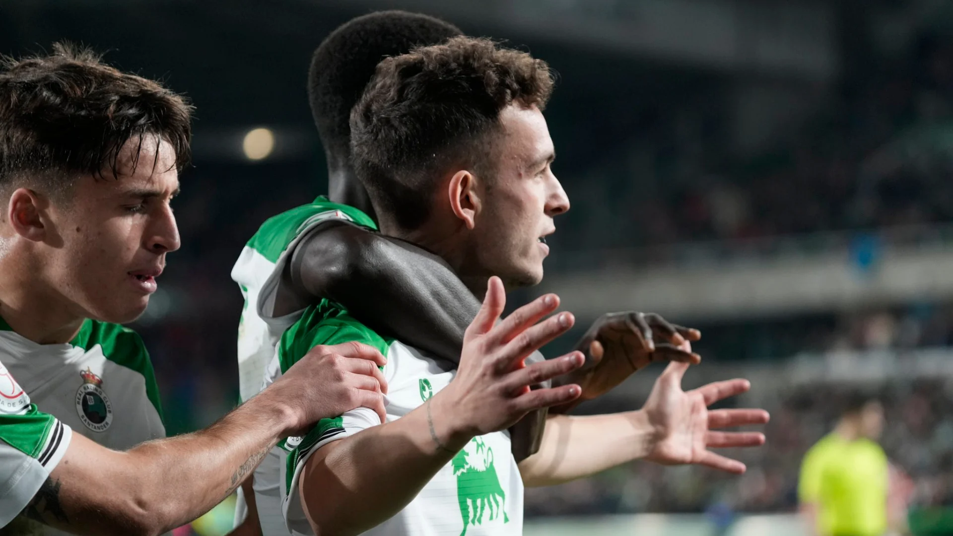 Racing de Santander Menyerang, Castellón Terpuruk: Apa Penyebab Penurunan Tajam Tim Spanyol?