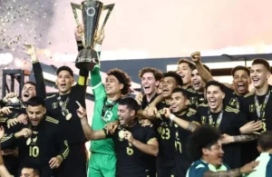 Santiago Giménez Siap Mengguncang Panggung Internasional: Harapan Besar Timnas Meksiko Menuju Piala Dunia 2026