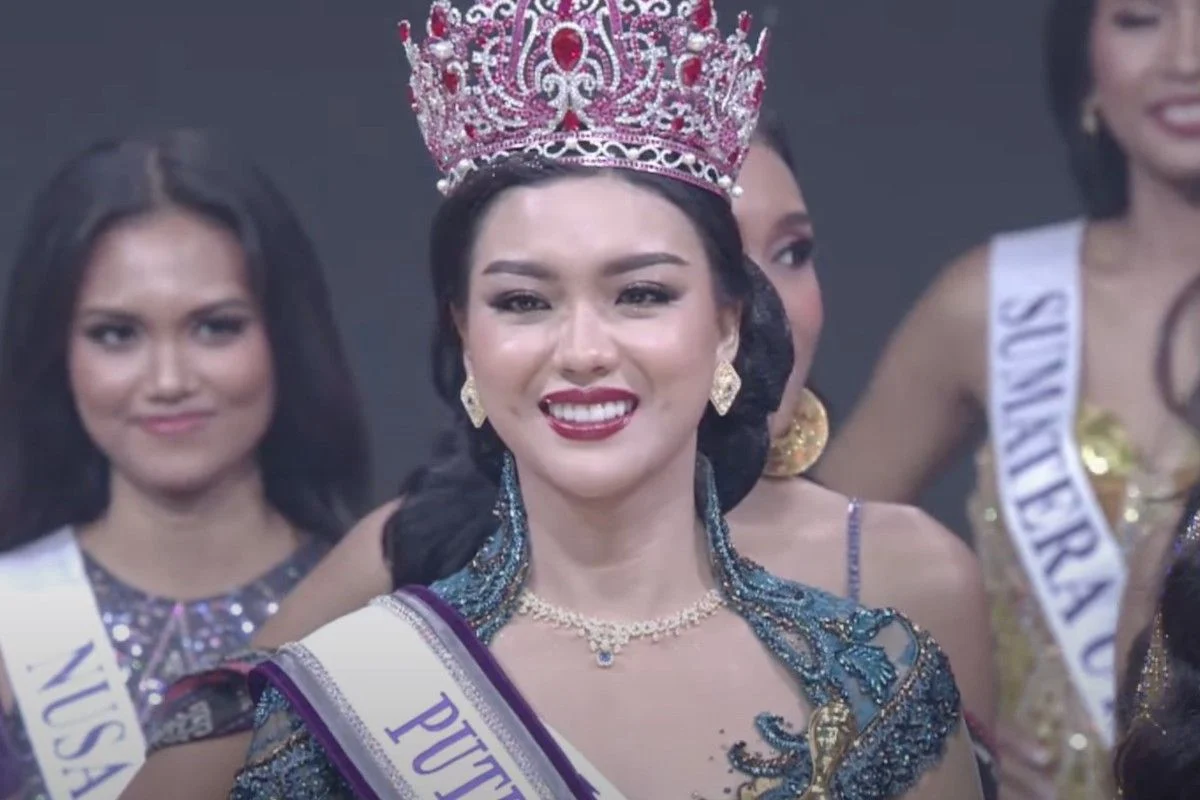 Scheren Vandrea Dinobatkan Puteri Indonesia DKI Jakarta 7 2026, Siap Bawa Pulau Jawa ke Puncak Kejayaan