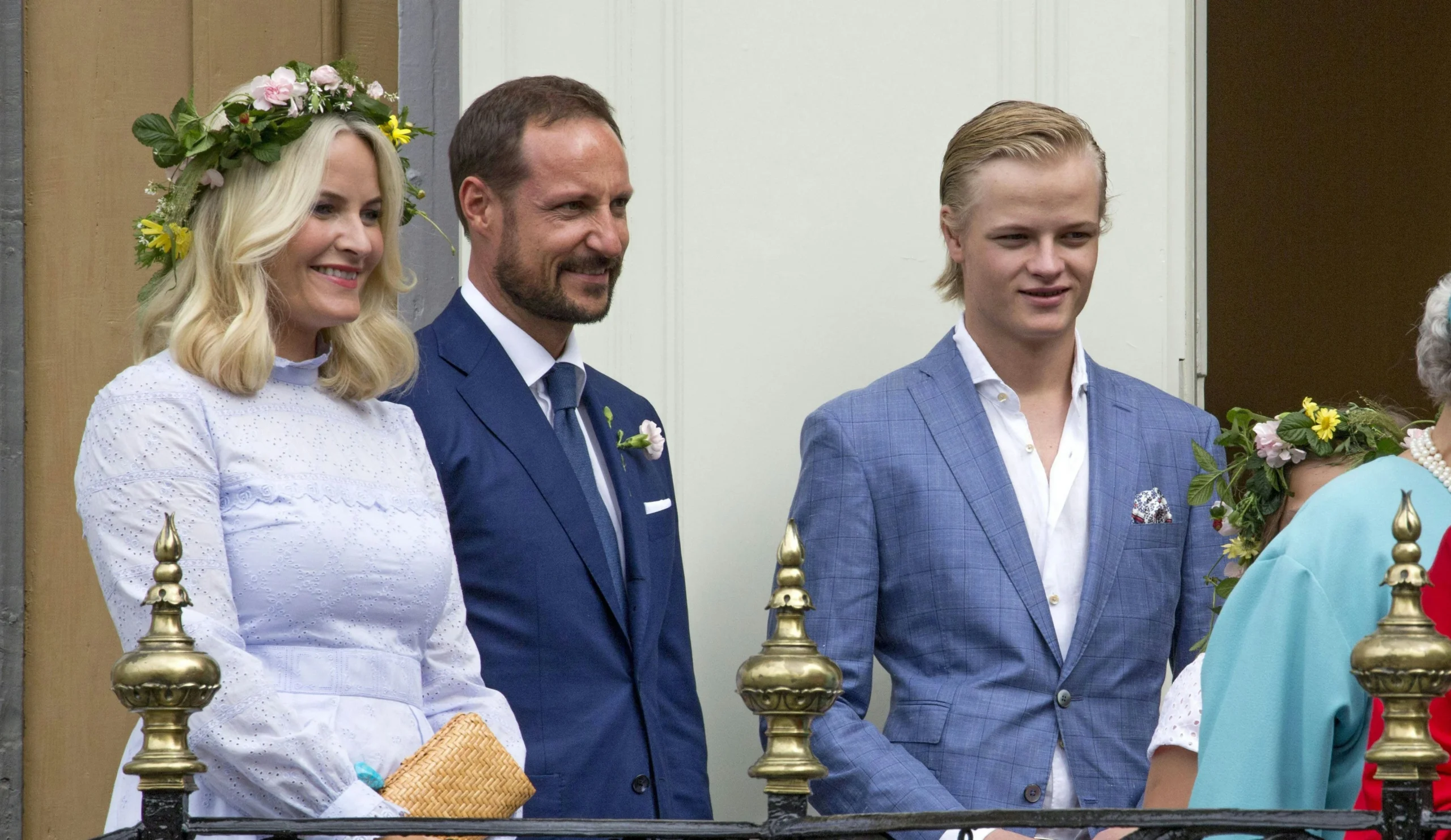 Skandal Kerajaan: Pengakuan Mengejutkan Mette-Marit, Kritik Terhadap Harry & Meghan, dan Nasib Putri Beatrice‑Eugenie