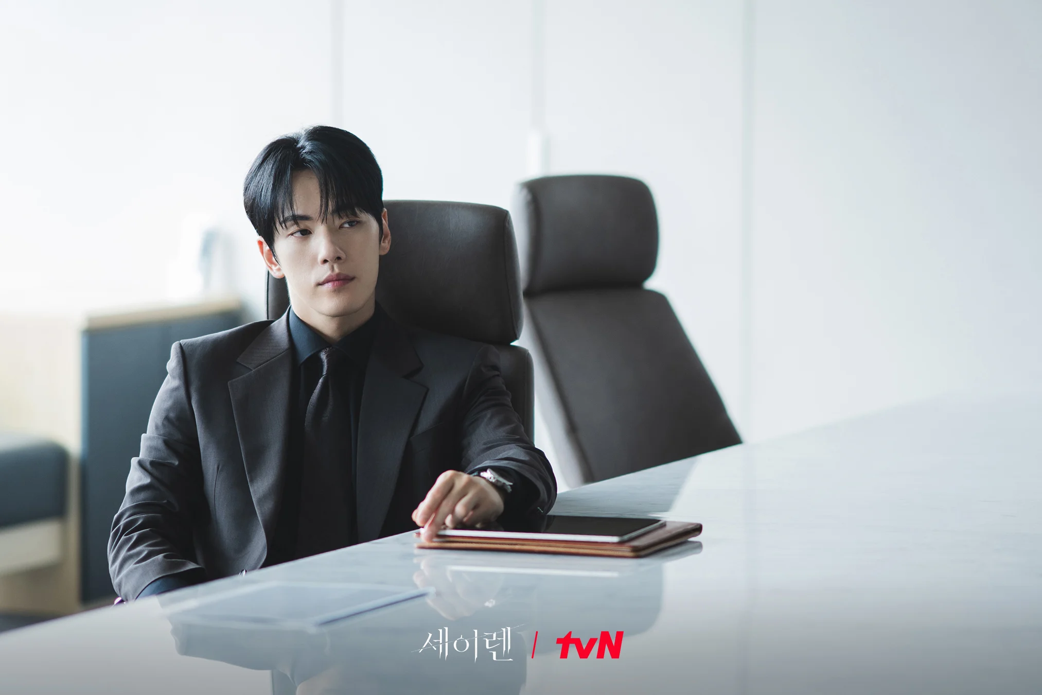 Strategi Cerdik Woo Seok & Seol Ah: 7 Langkah Memancing Reaksi Jun Beom di Siren's Kiss
