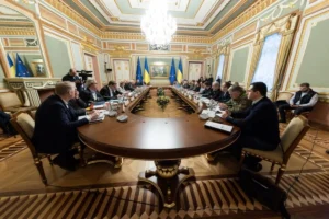 Trump Gugat NATO: Ancaman Tinggalkan Aliansi, Ukraina Tuntut Reformasi, dan Tantangan Baru di Era Putin