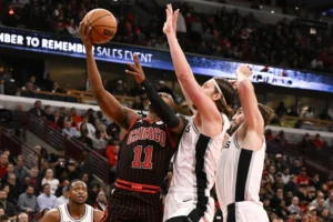 Victor Wembanyama Cetak Rekor Ganda Ganda Tercepat dan 41 Poin, Spurs Hajar Bulls 129-114