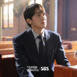 6 Perjuangan Mengharukan Kim Su Jeong dalam 'Phantom Lawyer' yang Membuat Penonton Terpukau