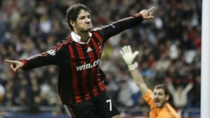 Alexandre Pato Harapkan Putranya Ikut Jejak di AC Milan, Warisan Sepakbola Keluarga Terus Berkembang