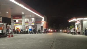 Antrean Panjang di SPBU Bogor Pecah di Tengah Kenaikan Harga BBM, Pemerintah Angkat Suara