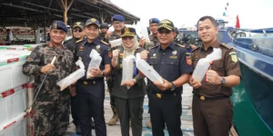 Bareskrim Bongkar Penyelundupan HP Ilegal Senilai Rp235 Miliar di Sidoarjo, 76.756 Unit Disita