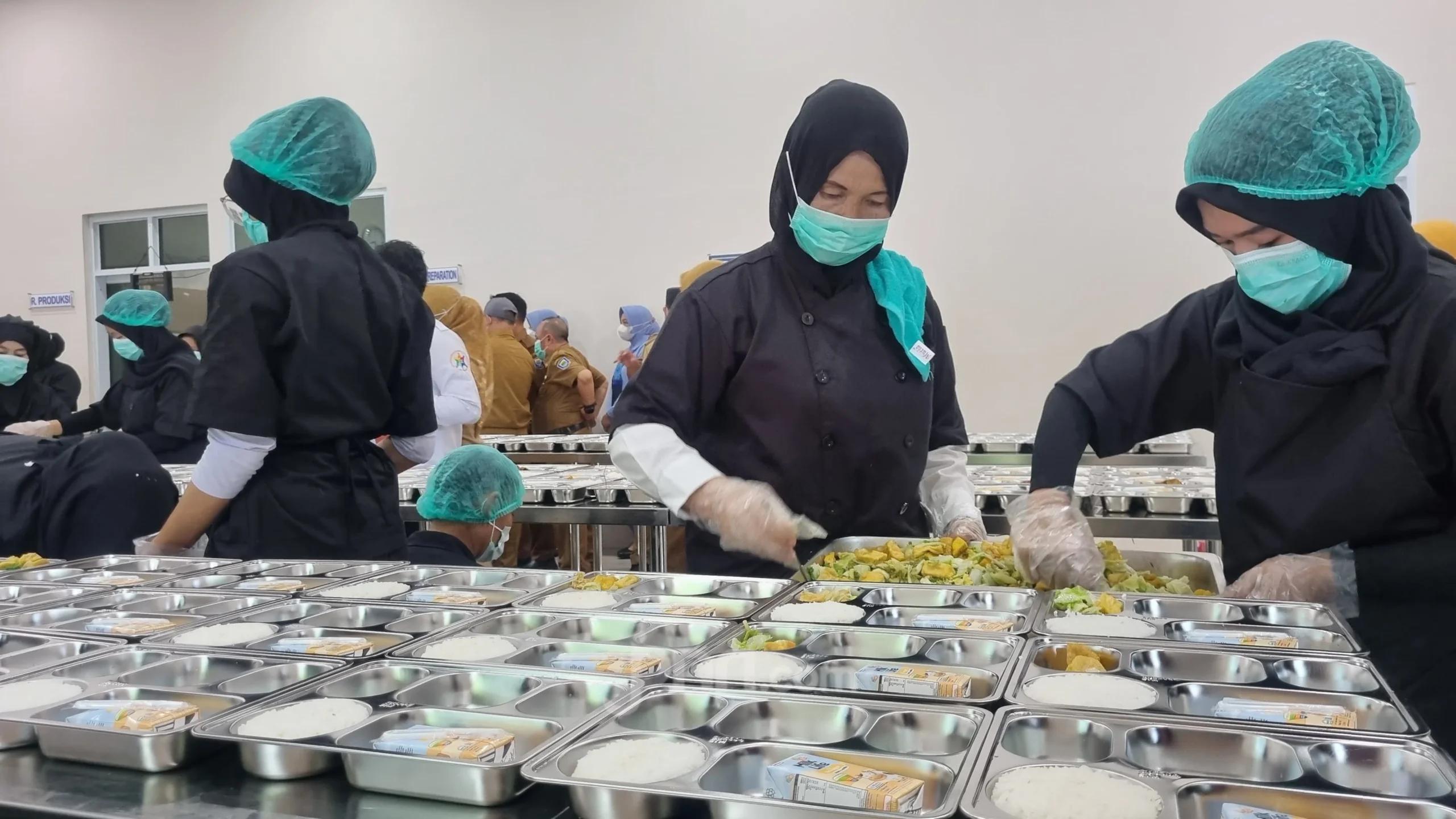 BGN Gencangkan Pengawasan: Ratusan Dapur MBG di Wilayah II dan III Ditutup Sementara