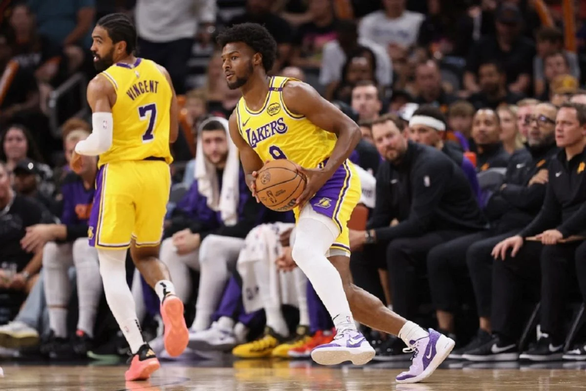 Bronny James Resmi Bergabung ke Lakers: Dari Pilihan Draft ke Sorotan Bersama Ayahnya