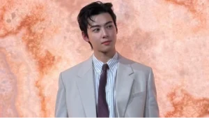 Cha Eun-woo Didesak Mundur dari Unit Band Militer Usai Skandal Pajak Rp230 Miliar