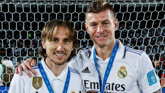 Chelsea Bintang Terus Tebar Kode, Kini Singgung Kroos dan Modric di Tengah Persiapan Real Madrid