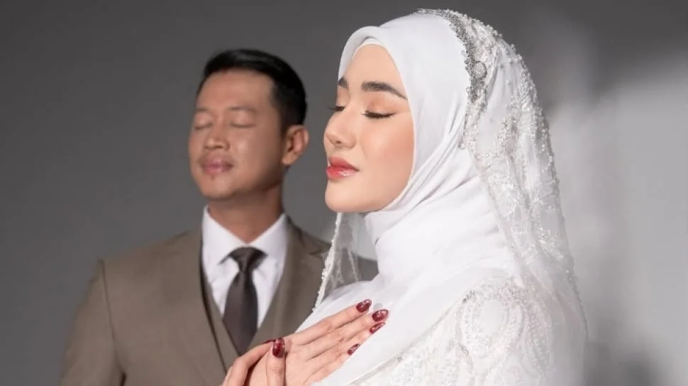 Clara Shinta Akui Menyesal Abaikan Istikhara, Kini Terjebak dalam Pernikahan 'Red Flag' yang Mengancam Kebahagiaan