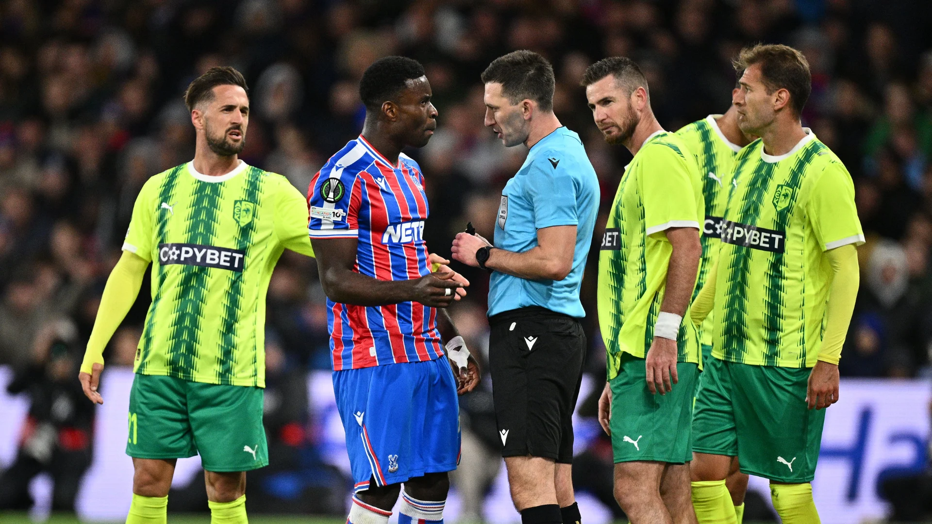 Crystal Palace Gigit Kemenangan atas AEK Larnaca, Menegaskan Dominasi di Conference League