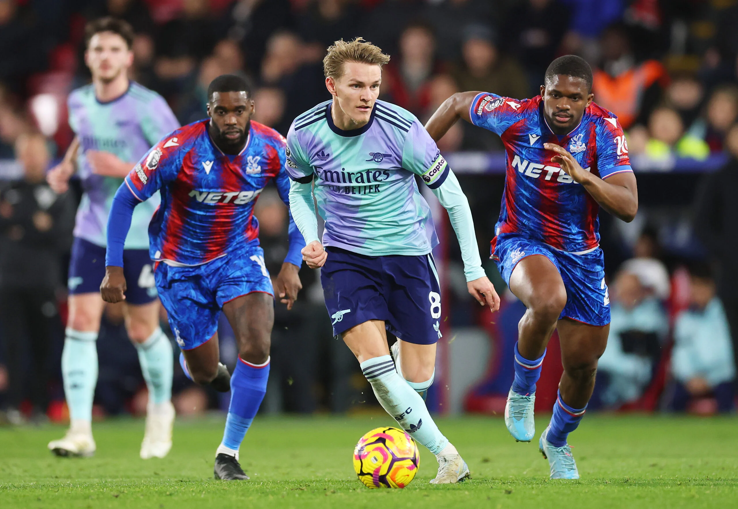 Crystal Palace Siap Genggam Semi Final Conference League, Sementara Newcastle Bergulat di Premier League