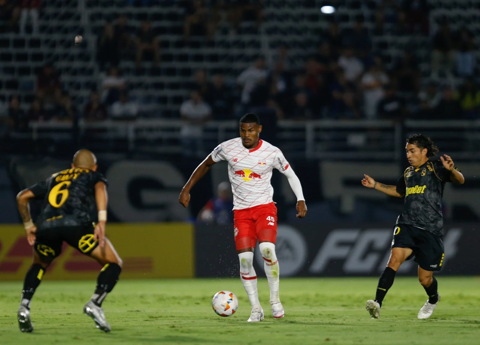 Drama 3-2: Bragantino vs Blooming Bikin Gempar di Copa Sudamericana