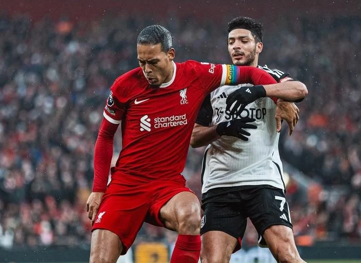 Drama Menegangkan Liverpool vs Everton: Van Dijk Selamatkan The Reds di Menit 100