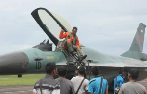 Dudung Abdurachman Tegaskan Larangan Pesawat Militer Asing di Udara RI, Diskusi Hangat di Istana dengan Prabowo