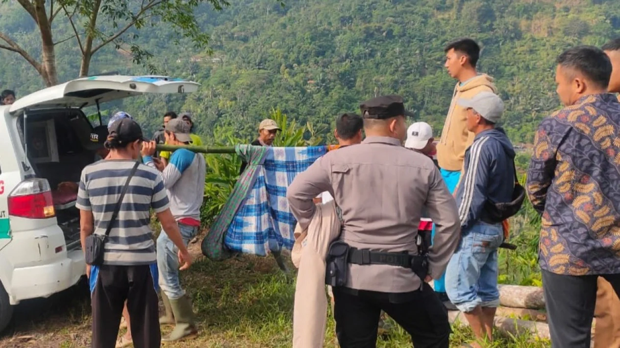 Geger! Jenazah Mahasiswa Jepara Ditemukan di Dalam Mobil Terperosok di Jurang Sleman