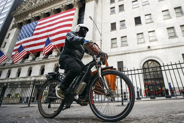 Gelombang Keamanan: Dari Kebakaran Baterai E-bike di Cape Cod hingga Larangan E-scooter di New Jersey, Disertai Kontroversi Perikanan dan Kasus Smuggling E. coli