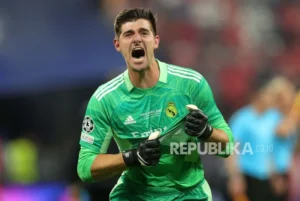 Giorgi Mamardashvili: Penjaga Gawang Liverpool yang Menjadi Sorotan Setelah Kegagalan Awal di Champions League