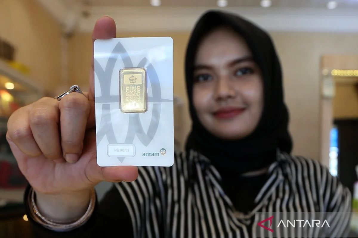 Harga Emas Antam Meroket di Rabu 15 April 2026, Naik Rp30.000 per Gram ke Rp2.893.000