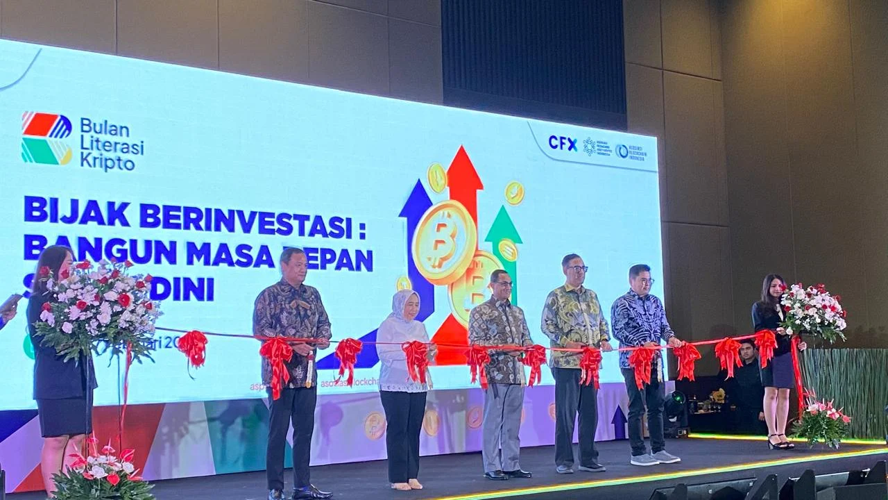 Inklusi Keuangan Capai 80% Namun Literasi Kripto Masih Tertinggal, OJK Keluarkan Peringatan Keras