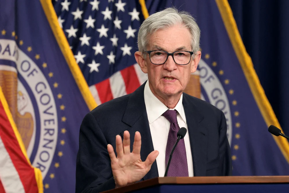 Jerome Powell di Pusat Sorotan: Tantangan Fed Menghadapi Inflasi, Pasar Obligasi, dan Politik Global