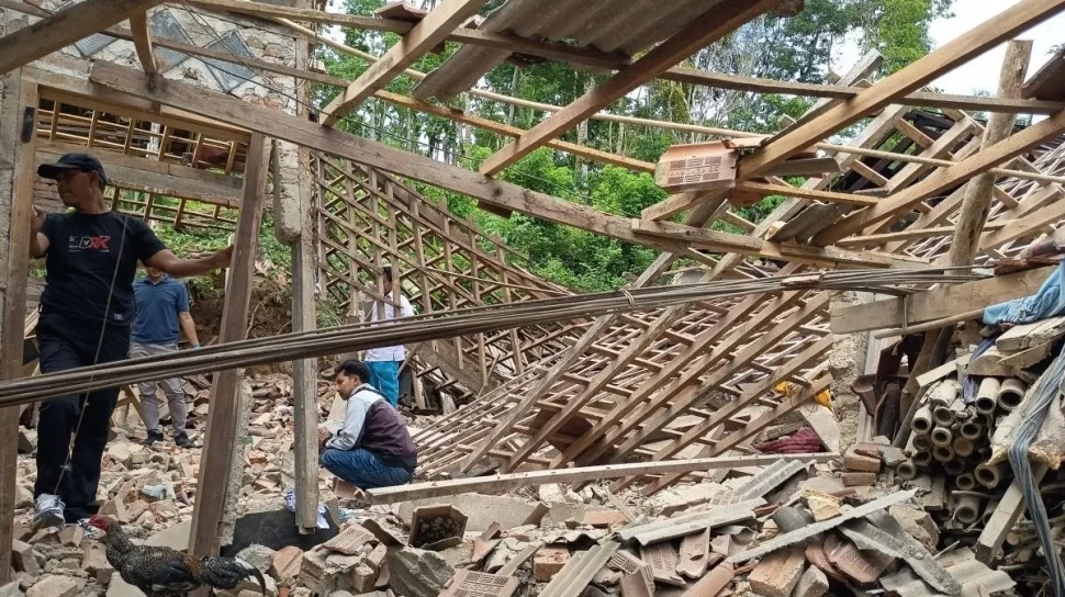 Kebakaran SPBE Bekasi Lanjutan: 19 Rumah Hancur, 17 Warga Luka, 13 Kendaraan Rusak, 2 Meninggal