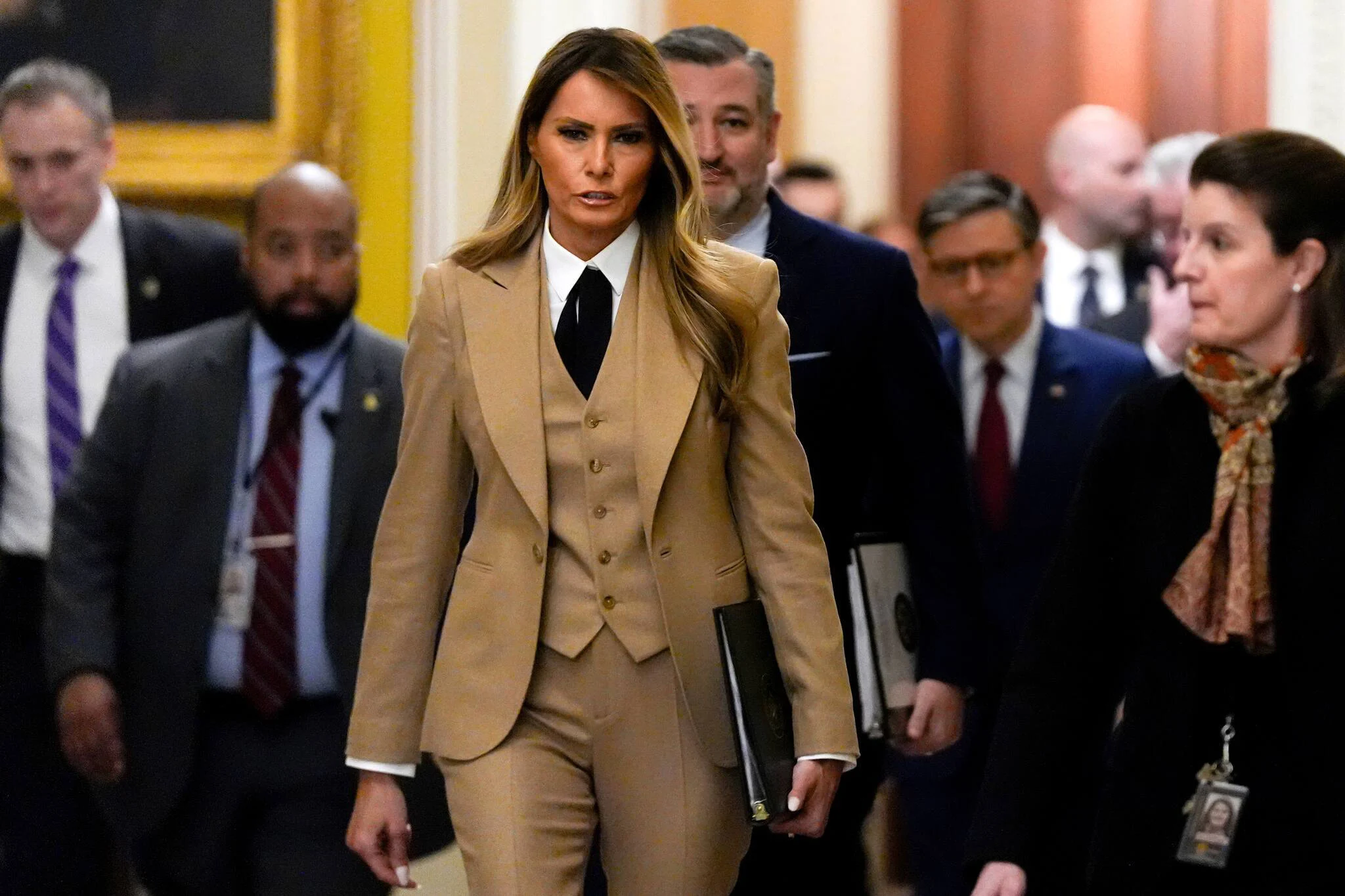 Melania Trump Bongkar Kontroversi Epstein: Pernyataan Tegas yang Guncang Istana Putih