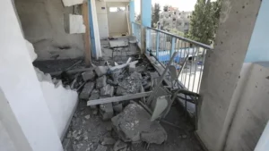 Memanas! Sekolah di Israel Hancur, Ratusan Warga Lebanon Tewas, Jutaan Pengungsi Menggigil di Tengah Konflik