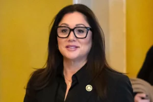 Menteri Tenaga Kerja AS Lori Chavez-DeRemer Mundur di Tengah Deretan Skandal Politik