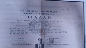 Misteri di Balik Penolakan Jokowi Tunjukkan Ijazah ke TPUA Solo: Siap Buka Bukti di Pengadilan!